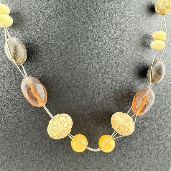 Vintage Beaded Necklace Natural Cream Lightweight Boho Beach Retro Dainty Carved - Picture 5 of 9